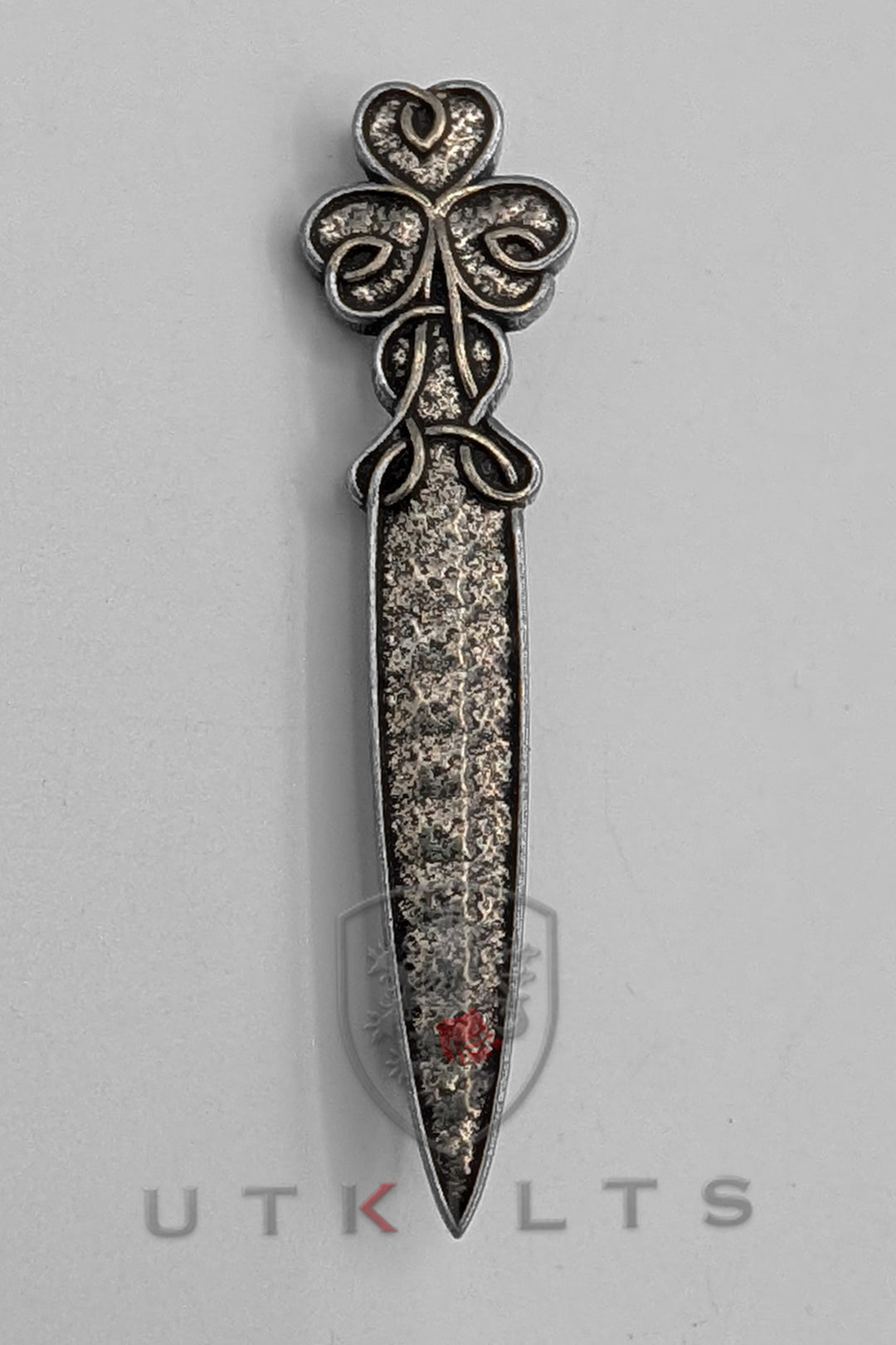 Kilt Pin – Inverloch, Irish Shamrock Sentinel