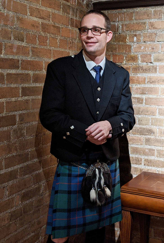 Traditional Kilt – Made in Scotland Special Order, 8 Yard