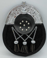 Kilt Sporran – Dress, Black V-Chained with Studded Knot Badge