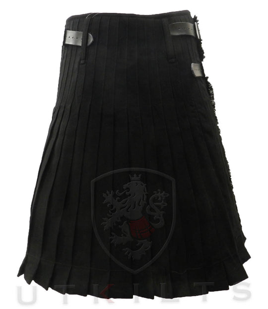 Solid Black Traditional Kilt - Pleats