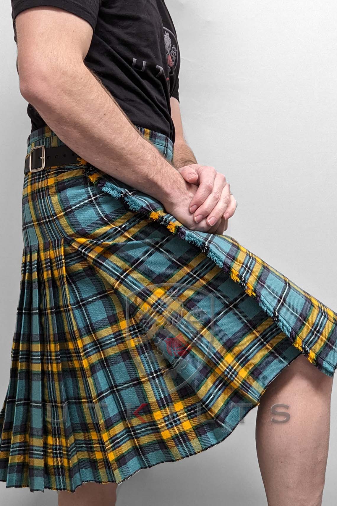 Continue Standard Traditional Wool Kilt | Authentic Scottish Heritage ...