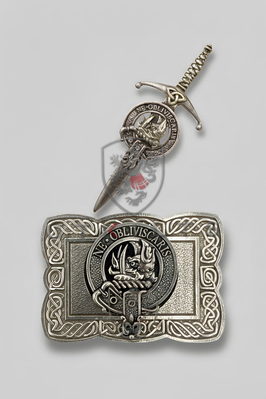 Kilt Accessory Bundle – InverLoch, Clan Crest: Buckle & Pin