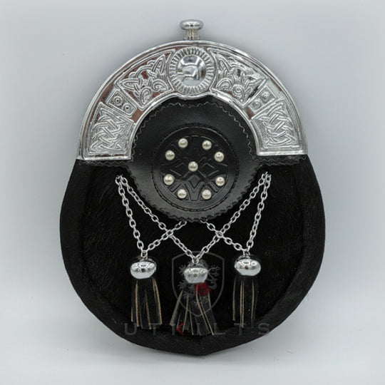 Kilt Sporran – Dress, Black V-Chained with Studded Knot Badge