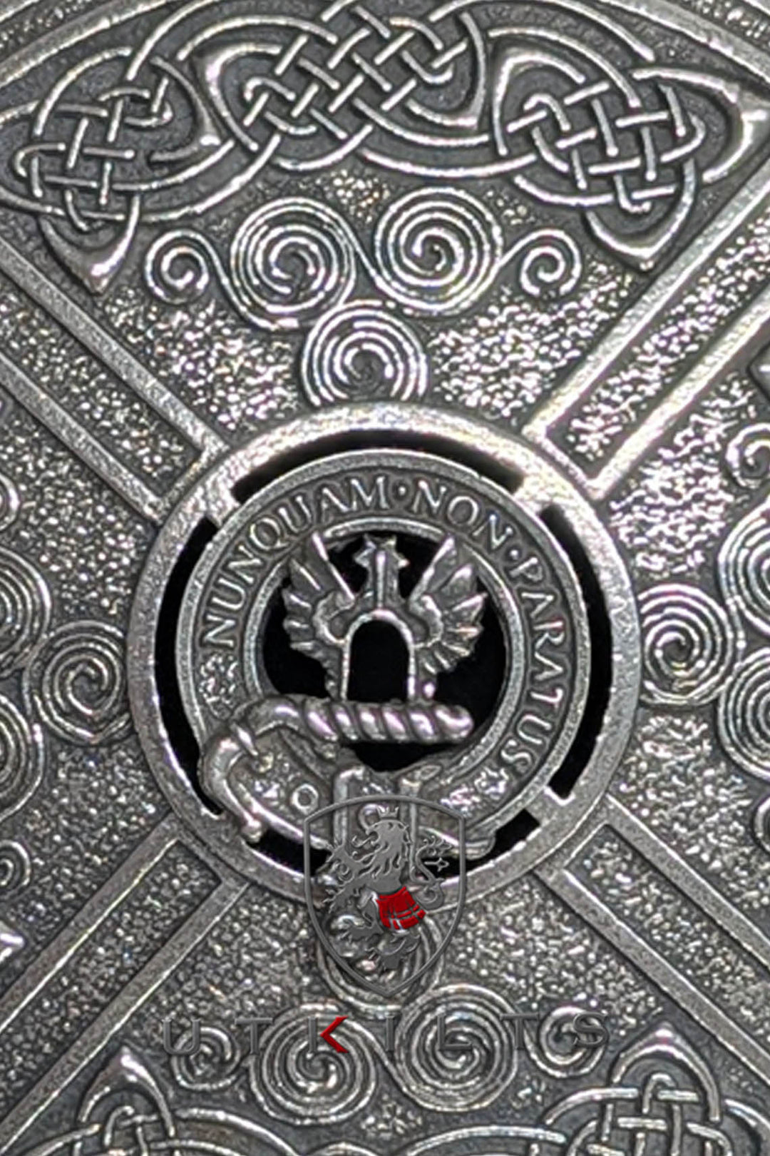 CLEARANCE! Premium Johnstone Scottish Clan Crest Brooch