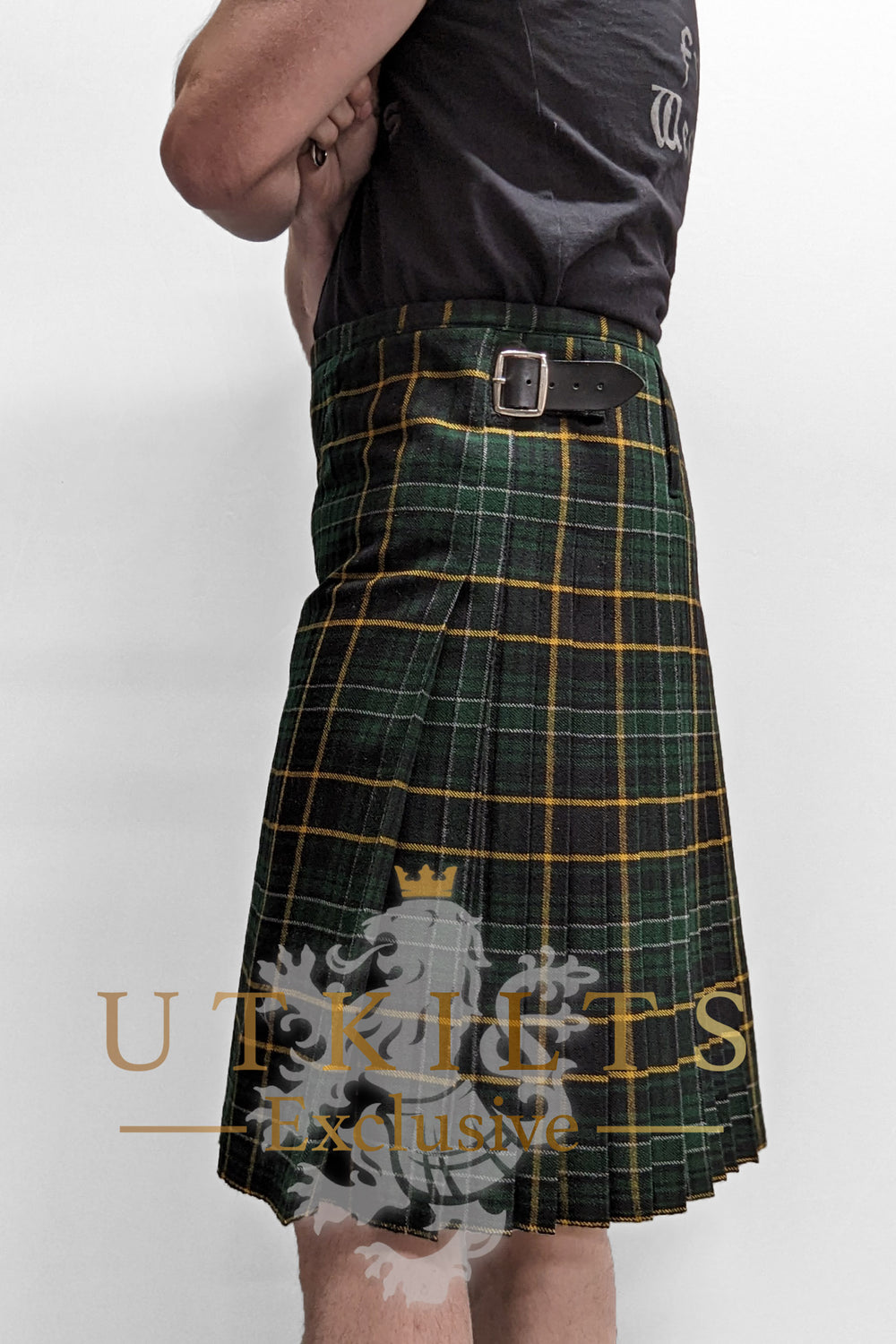 CLEARANCE! Premium Irish Black Traditional Kilt - 28x17.5