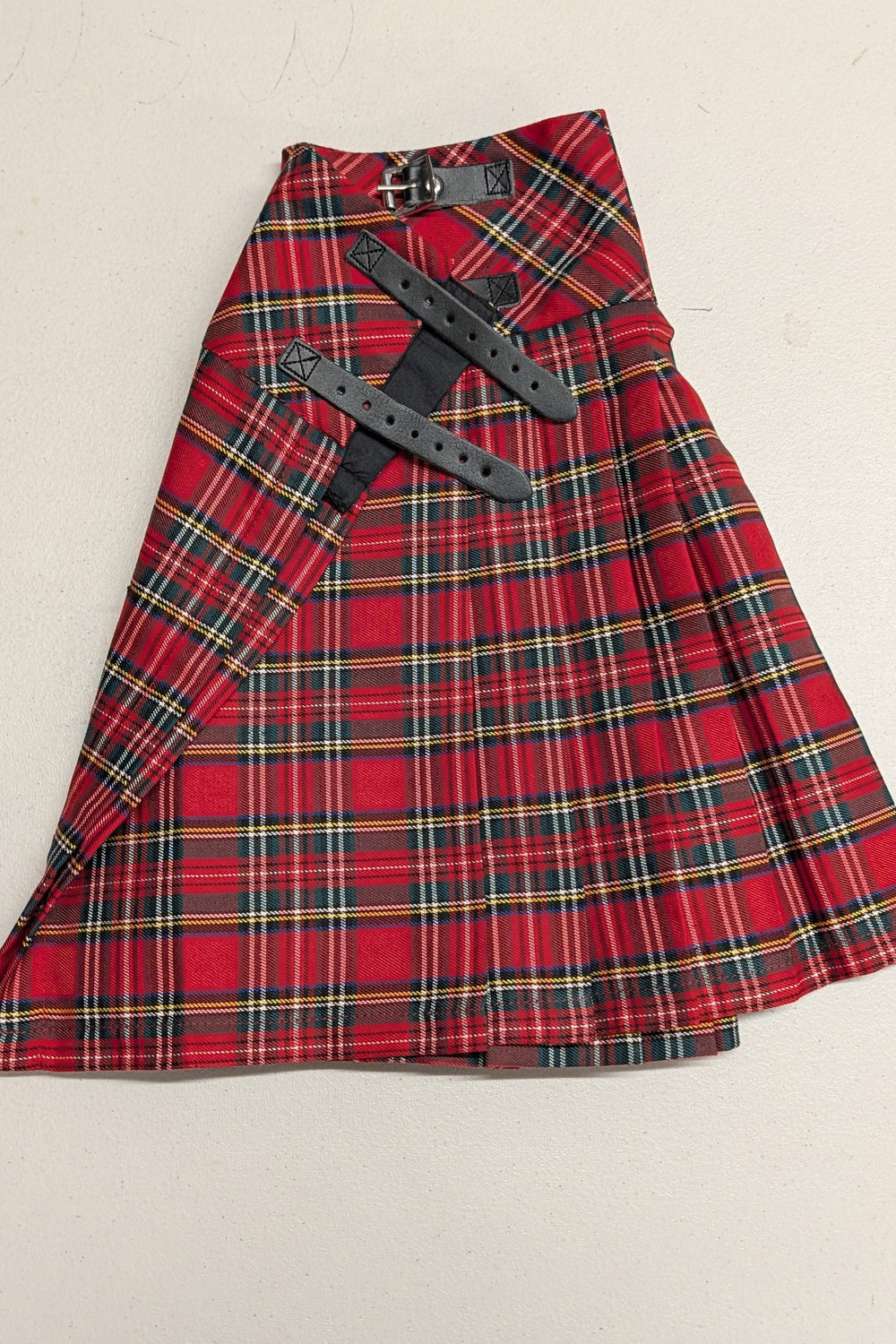 Clearance! Ladies Billie Skirt – Black Watch & Royal Stewart, 33 and 35 Waist