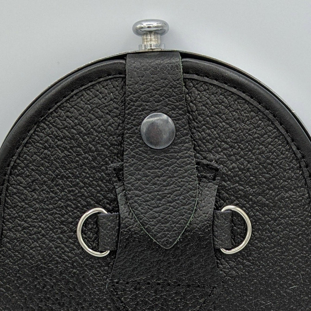 Kilt Sporran – Dress, Black V-Chained with Studded Knot Badge